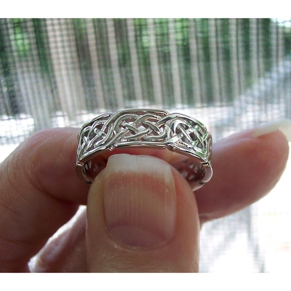 925 STERLING SILVER Celtic Irish Endless Knot Band Ring - Picture 6 of 15
